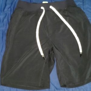 Fabletics shorts